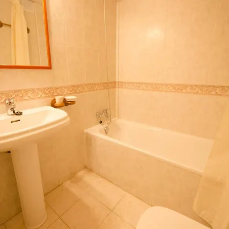 Apartment Pilar *