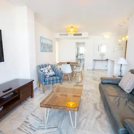 Pilar マルベーリャ